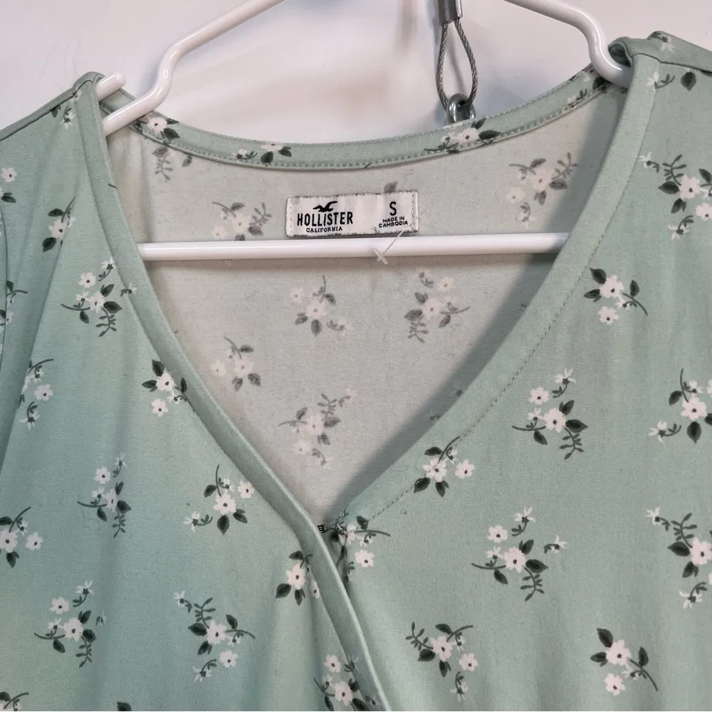 Hollister small Mint Green Floral babydoll Dress - Image 6