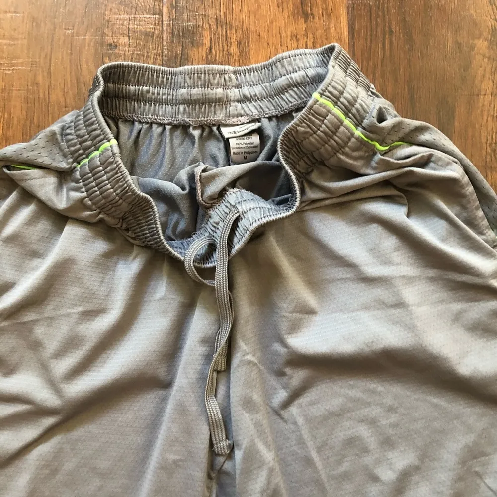 CHAMPION gray athletic shorts - Image 3