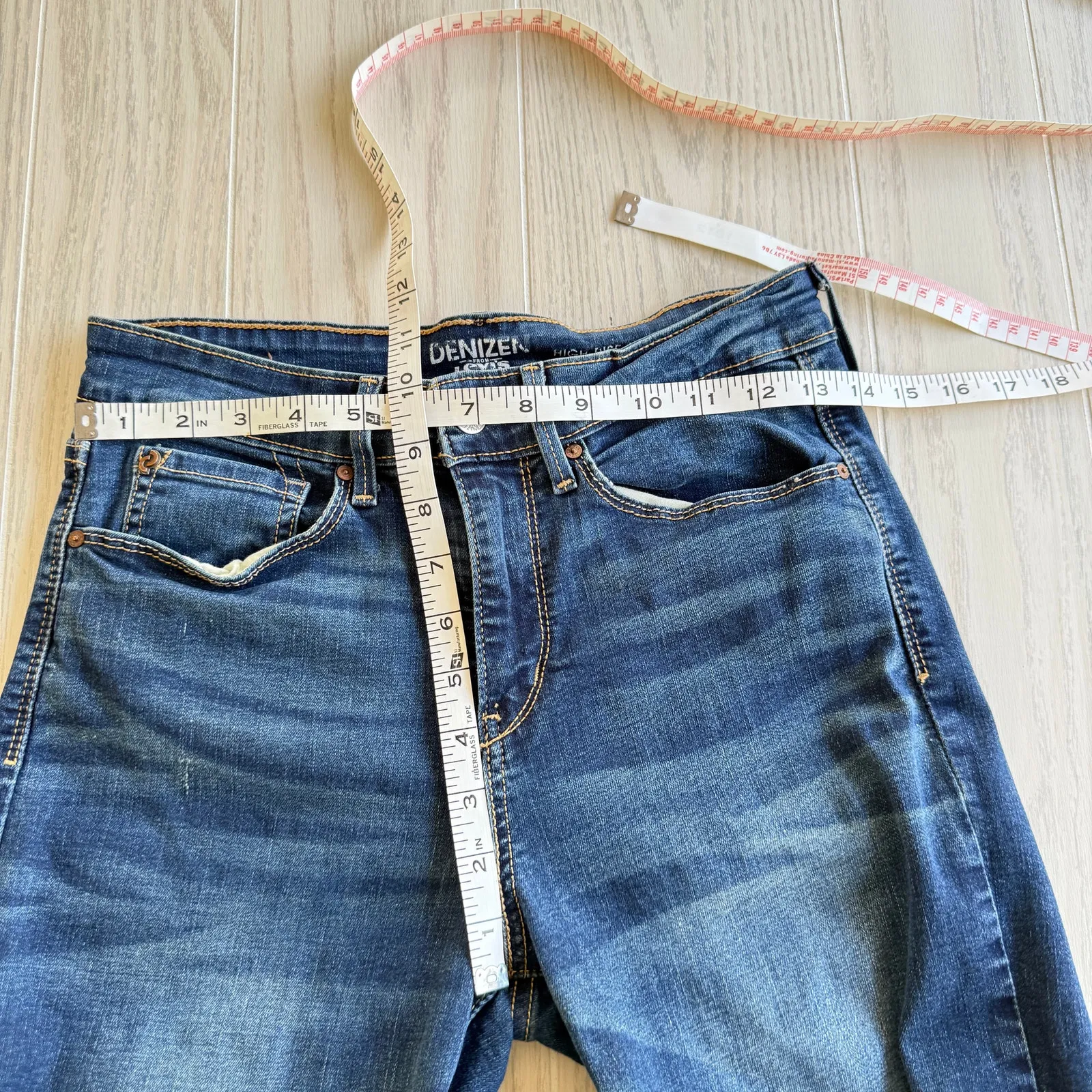 Levi’s Denizen Women’s 4S 27x28 High Rise Skinny Denim Shorts Blue - Image 5