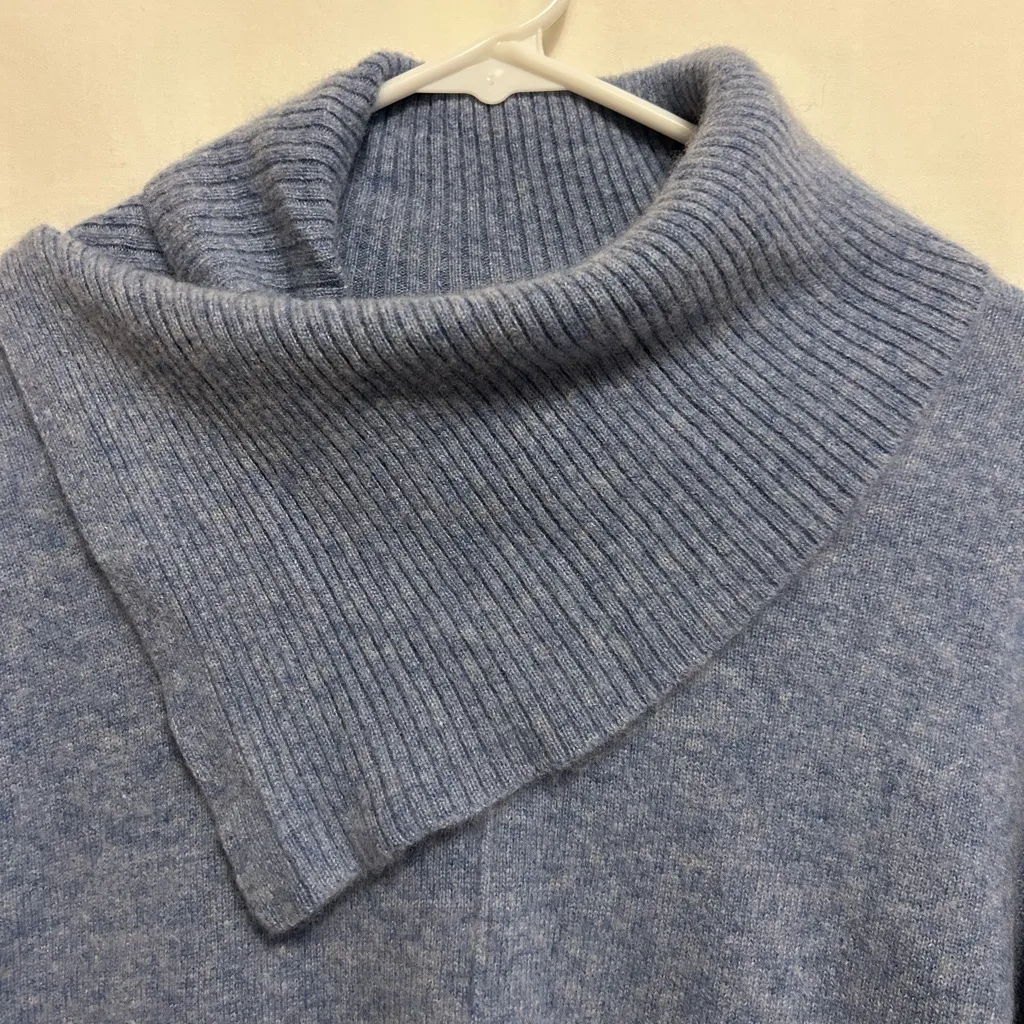 Sundance Envelope Neck Cashmere Sweater Size Medium‎ - Image 2