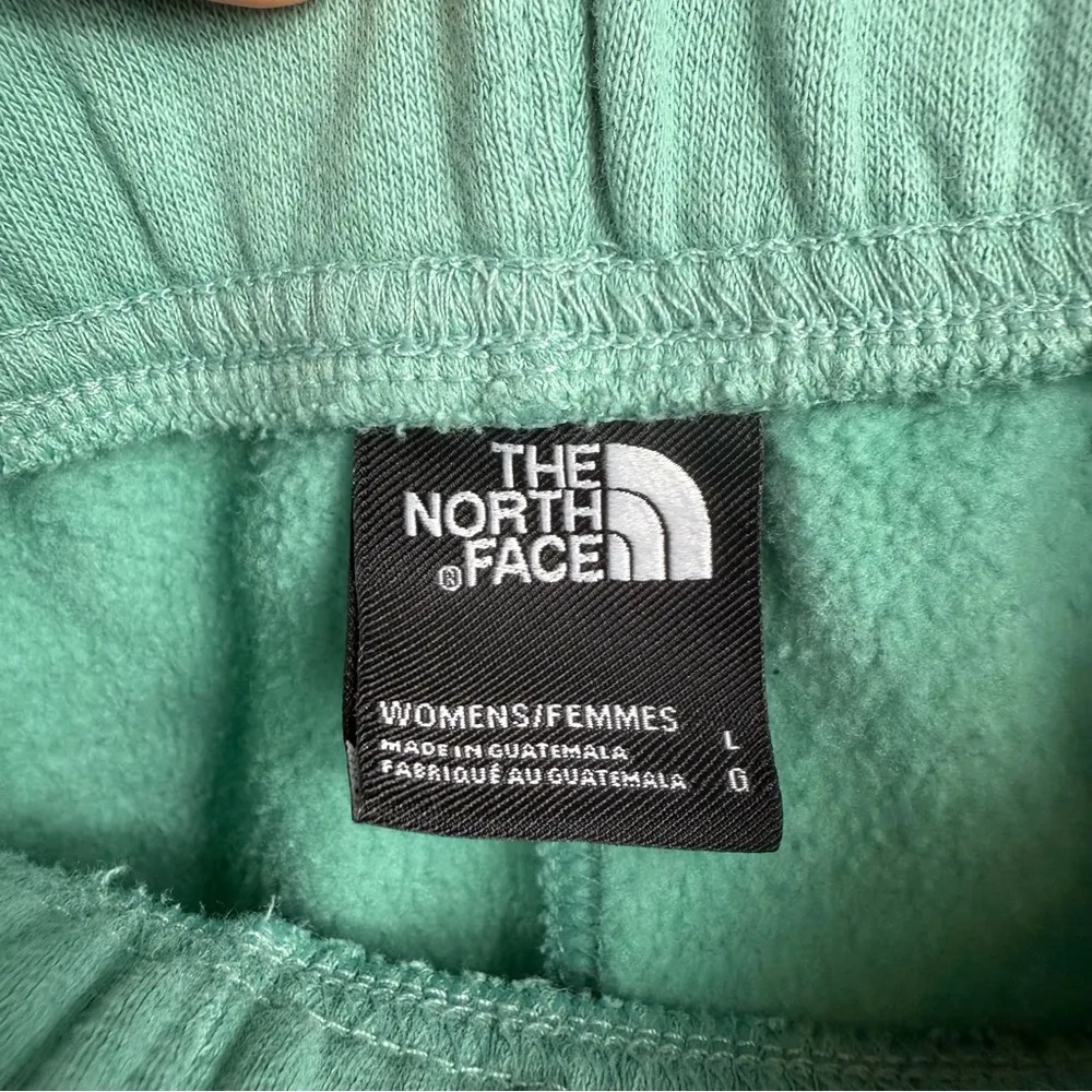 The North Face Half Dome Fleece Shorts Size Large - Image 3