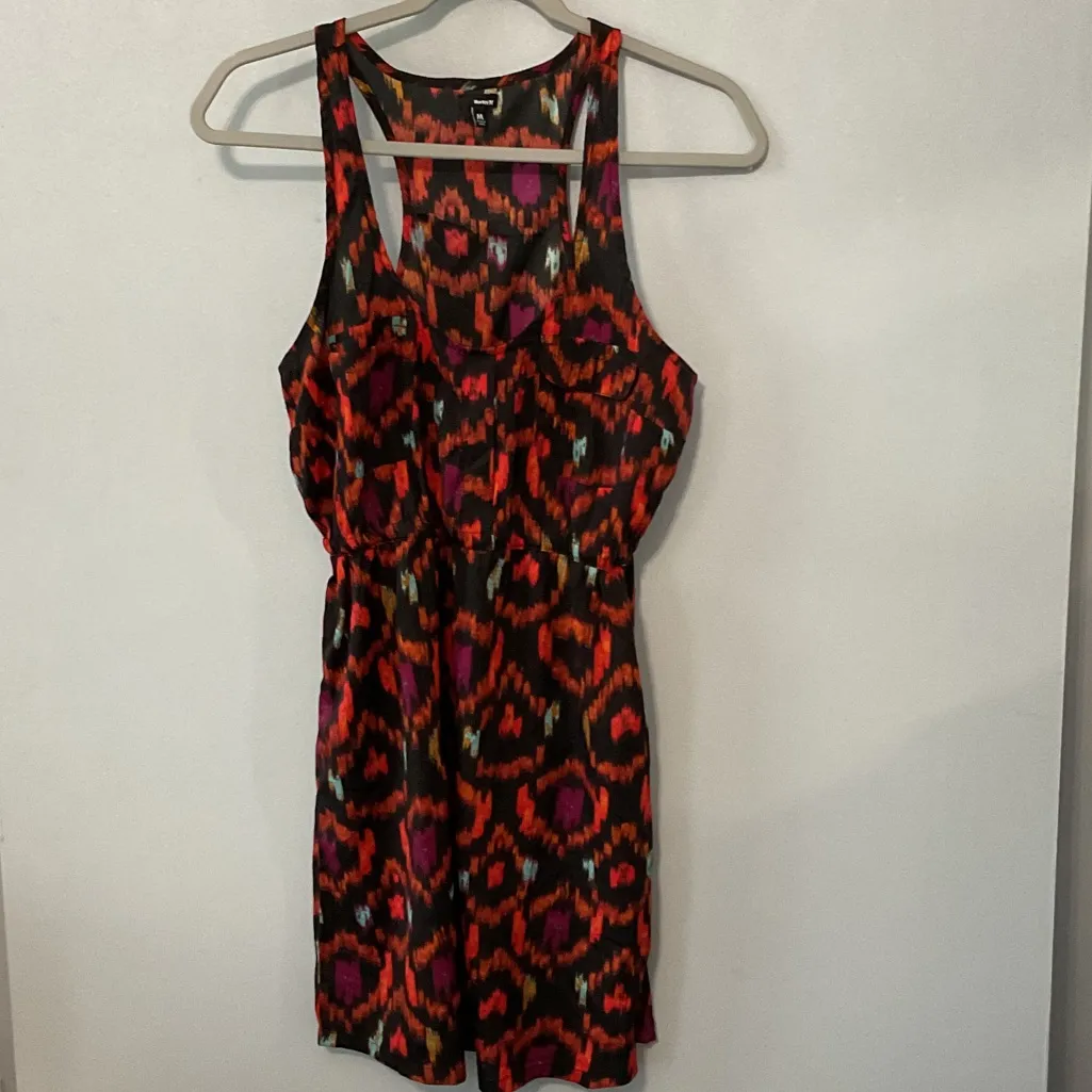 Hurley Multicolor Patterned Garment - Image 2