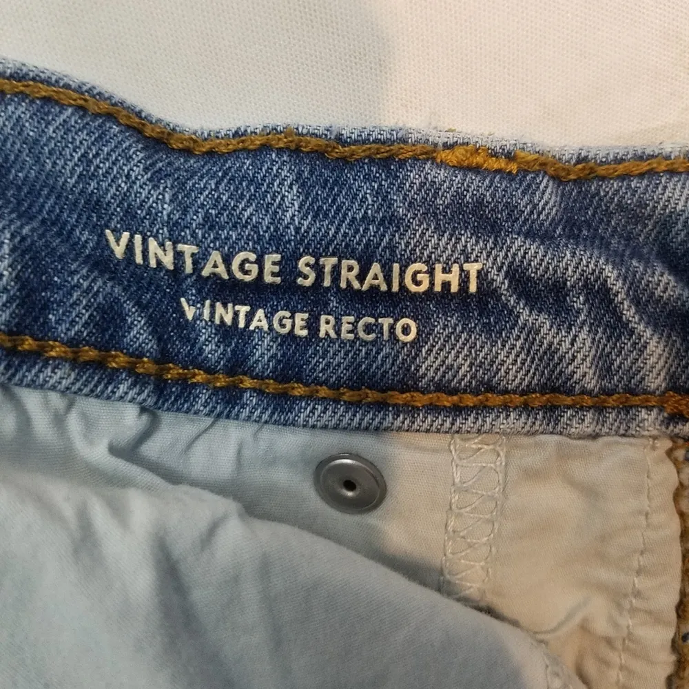 Universal Thread Blue Straight Leg Jeans - Image 6