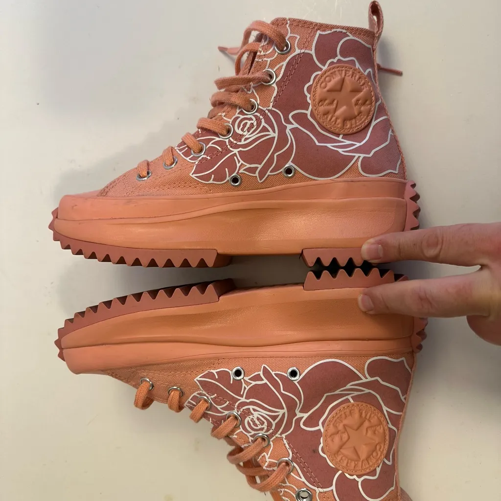 Converse Run Star Hike High Top Pink Quartz White Floral 571877C Women Size 7.0 - Image 4