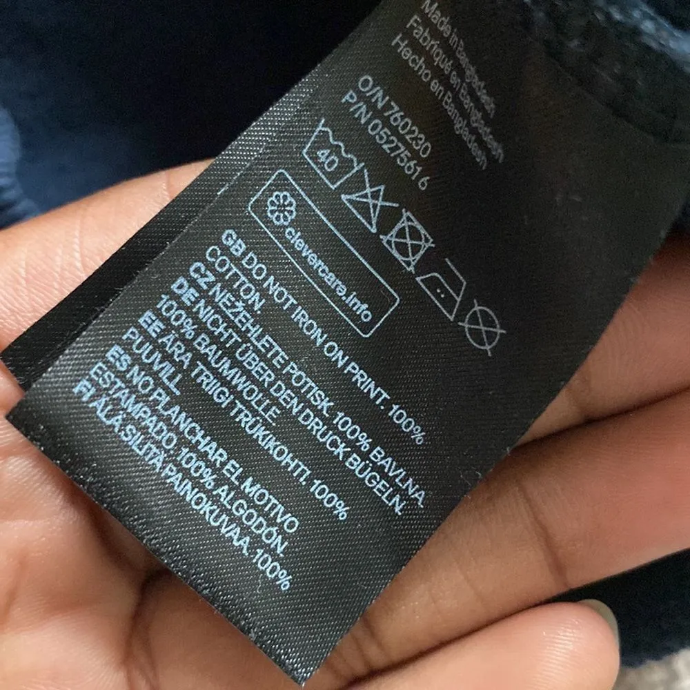 Divided HM Sweatshirt SIZE XS - Image 3