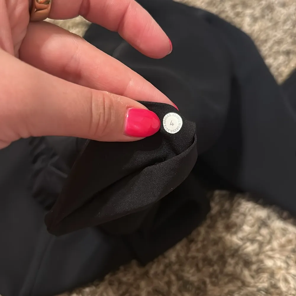 Lululemon On The Fly Jogger Black Size 4 - Image 6