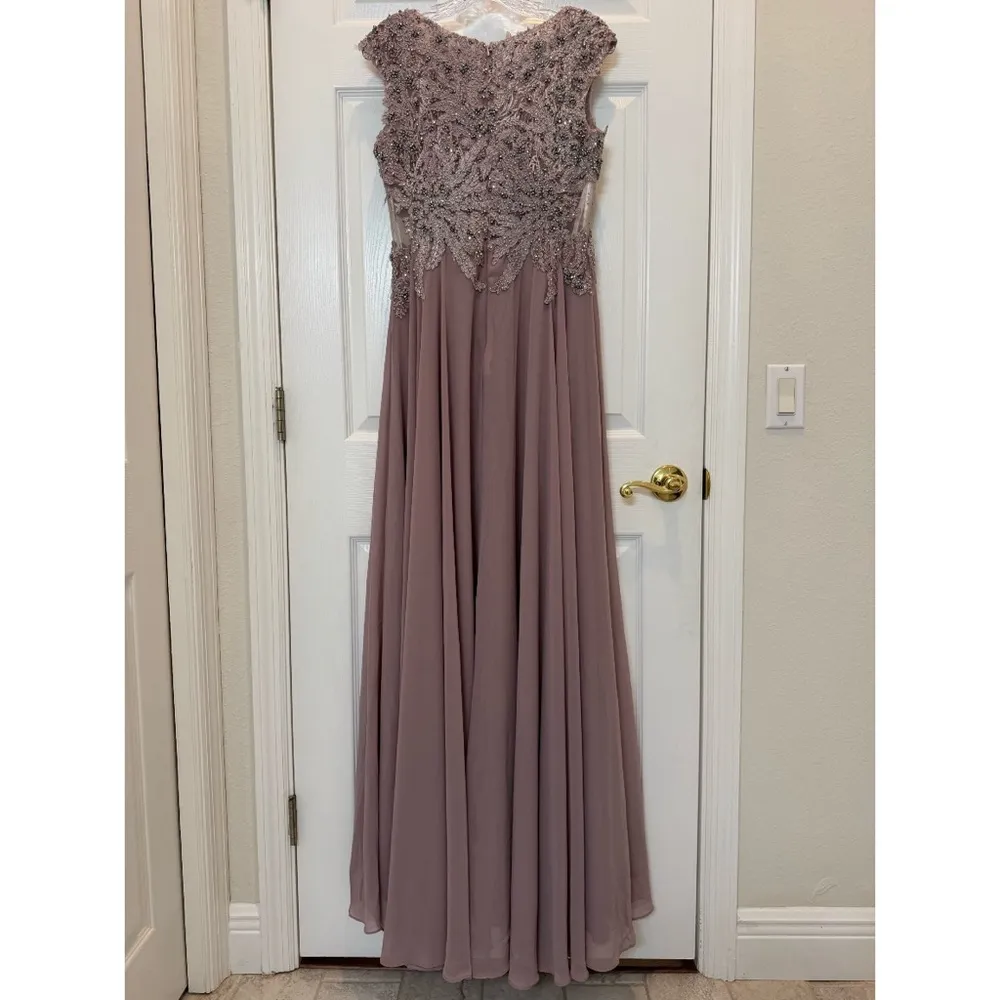 Mac Duggal 20264 Light Purple Cap Sleeve Applique Bodice Flowy Gown Size 6 NWT - Image 5