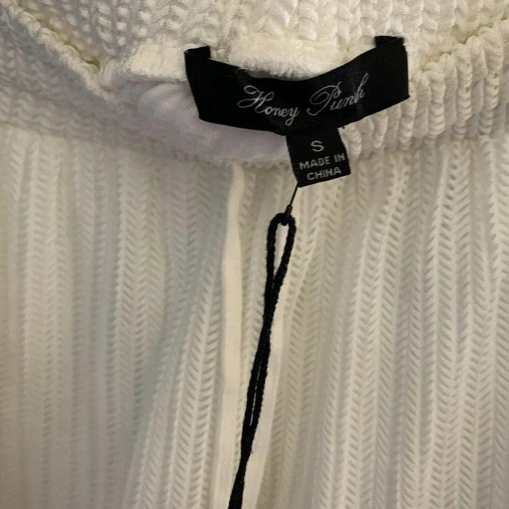 NWT Honey Punch Ivory Chevon Textured Pull On Beach Swim Shorts - Image 3