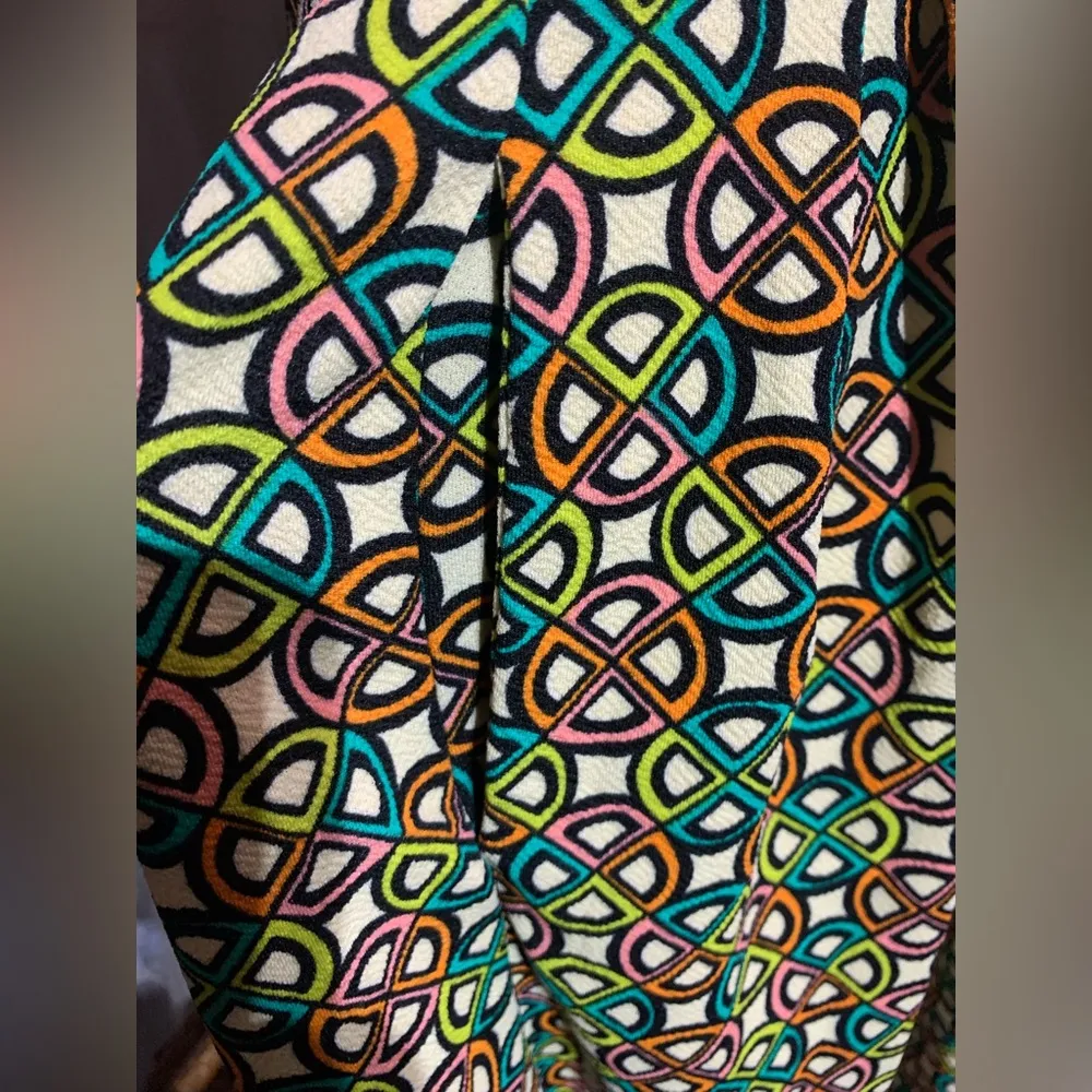Lularoe Amelia Colorful Circle Dress - Image 6