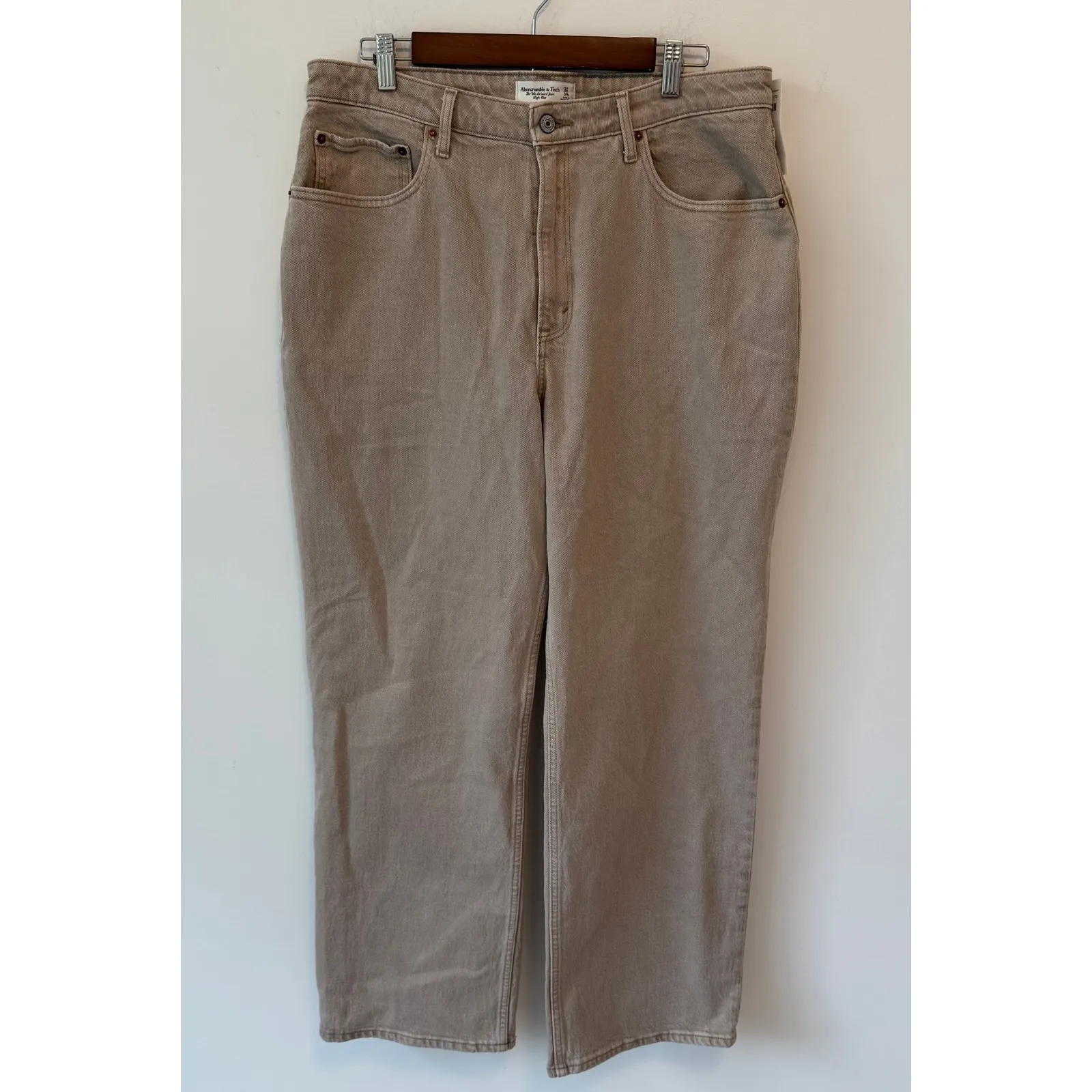Abercrombie & Fitch Curve Love High Rise 90s Relaxed Jean Oat Size‎ 32/14 NWT - Image 4
