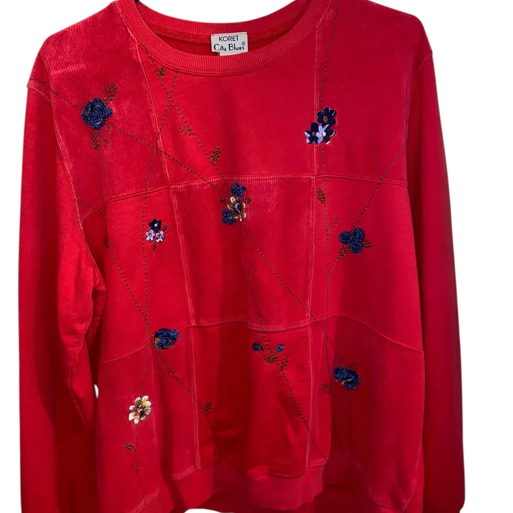 Vintage Koret City Blues Red Sweatshirt embroidered flowers cottagecore sweater Size XL - Image 2