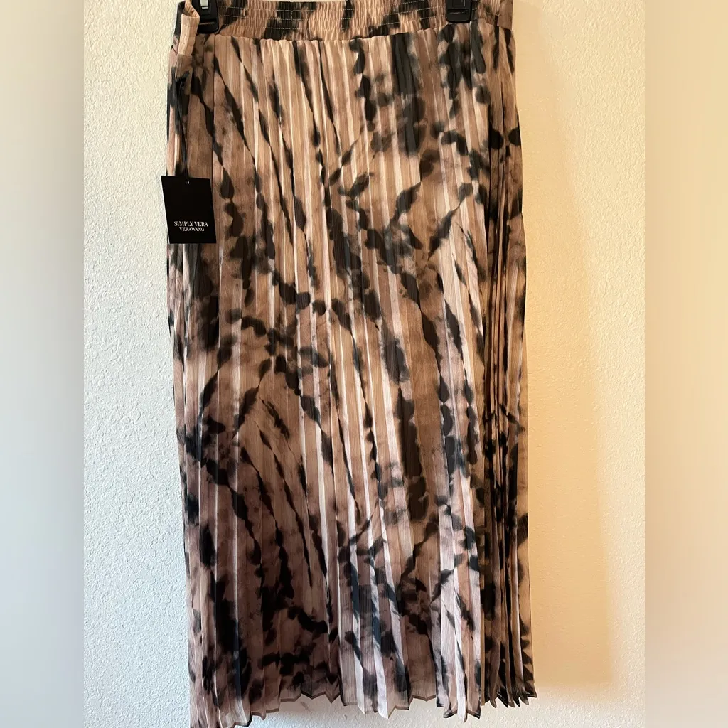 Vera Wang Pleated Maxi A-Line Skirt - Image 9