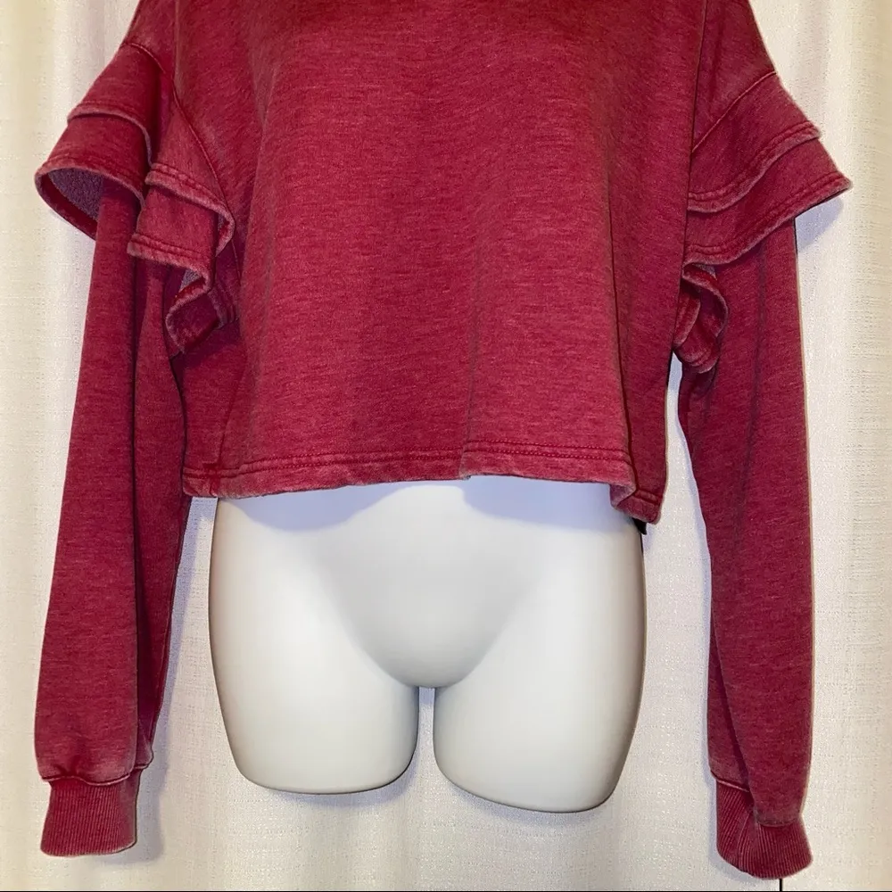 7 For All Mankind Cropped Ruffle Sweatshirt 🆕 Medium - Image 13