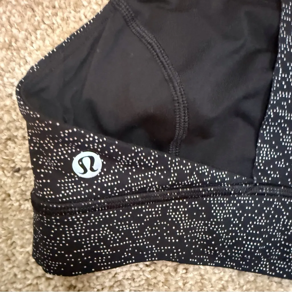 Lululemon Fast & Free High Neck Razorback Sports Bra Size 6 Space Gray Active‎ - Image 3