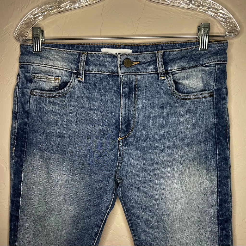DL1961 Florence Instasculpt Crop Belmont Skinny Mixed Denim Jeans - Image 4