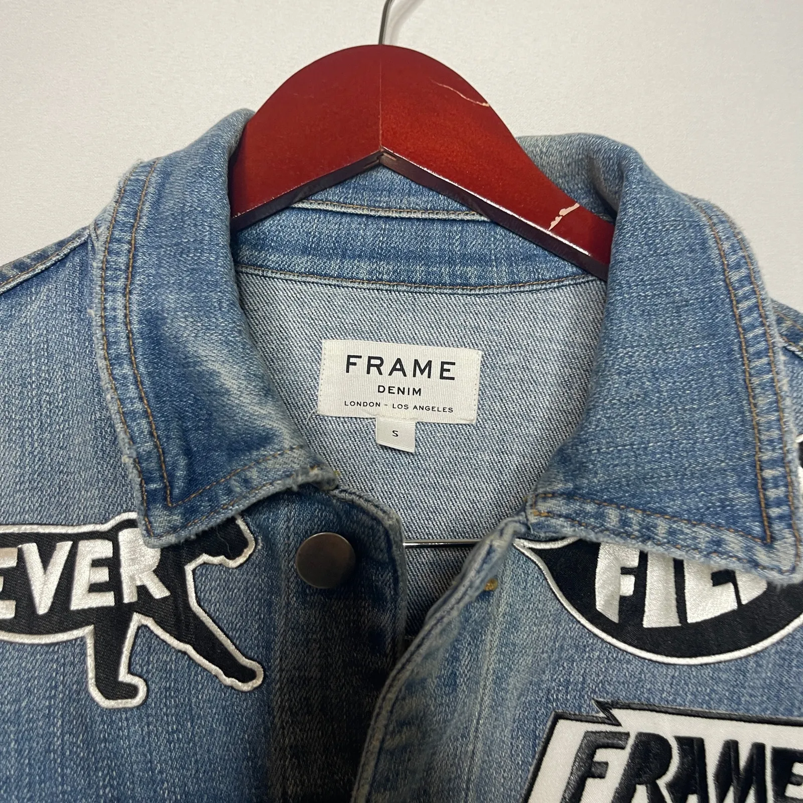 FRAME Denim Embroidered Patches Denim Jacket Sz S - Image 3