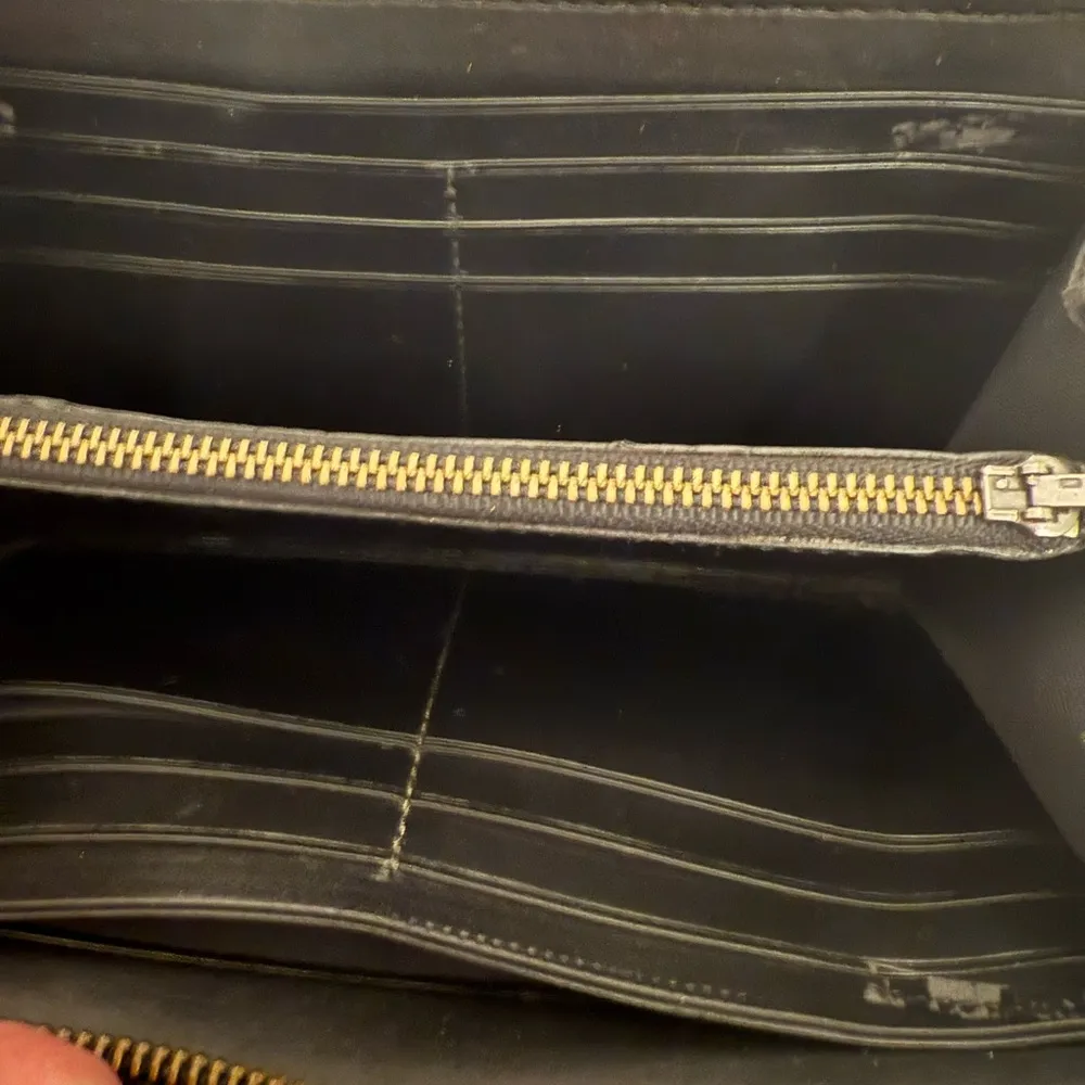 COACH Accordion Zip Black Pebble Leather Snake Embossed Wallet - Image 5