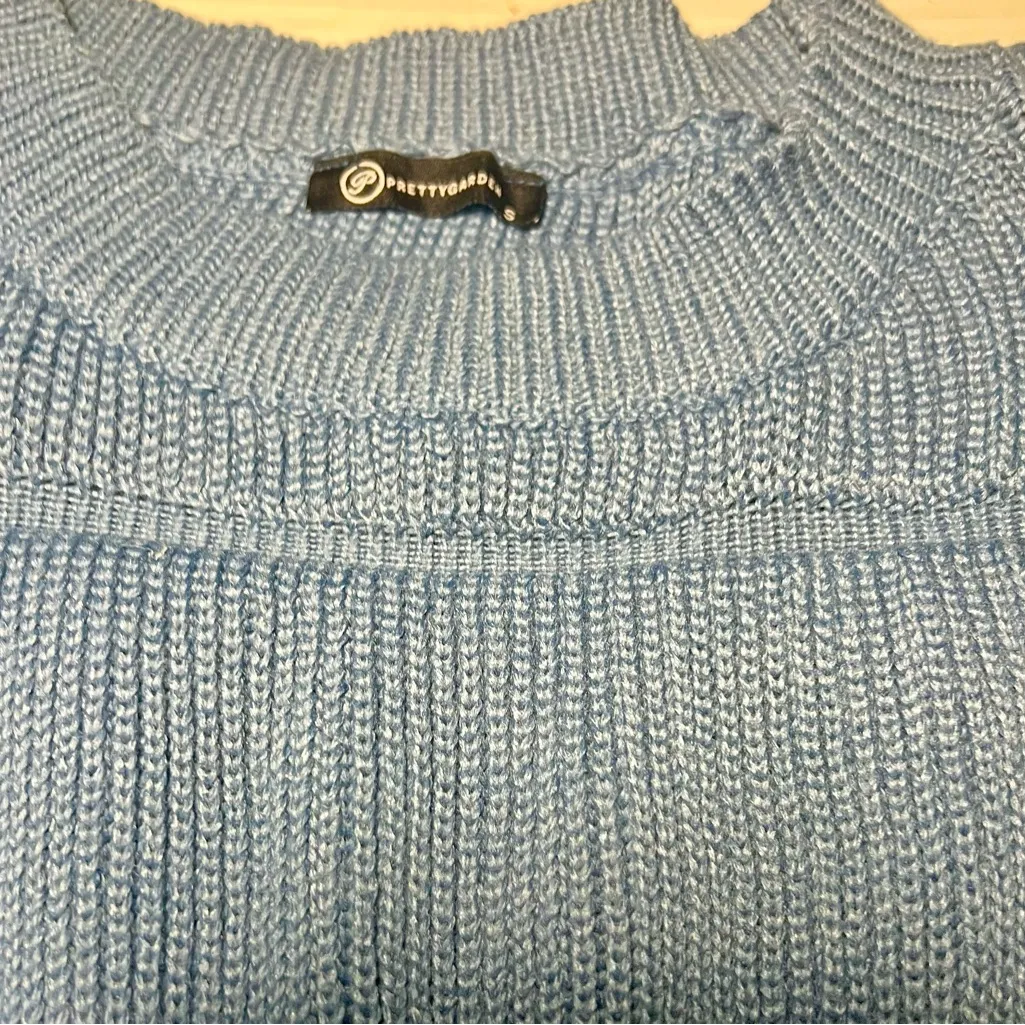 Elegant Blue Crew Neck Sweater S - Image 5