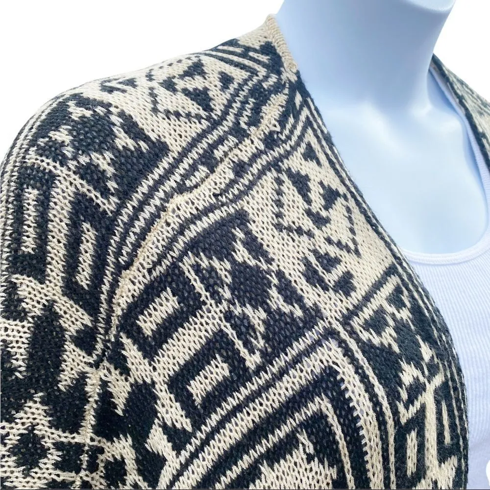 Flying Tomato Western Boho Poncho Sweater with Fringe Size Small/Medium - Image 4