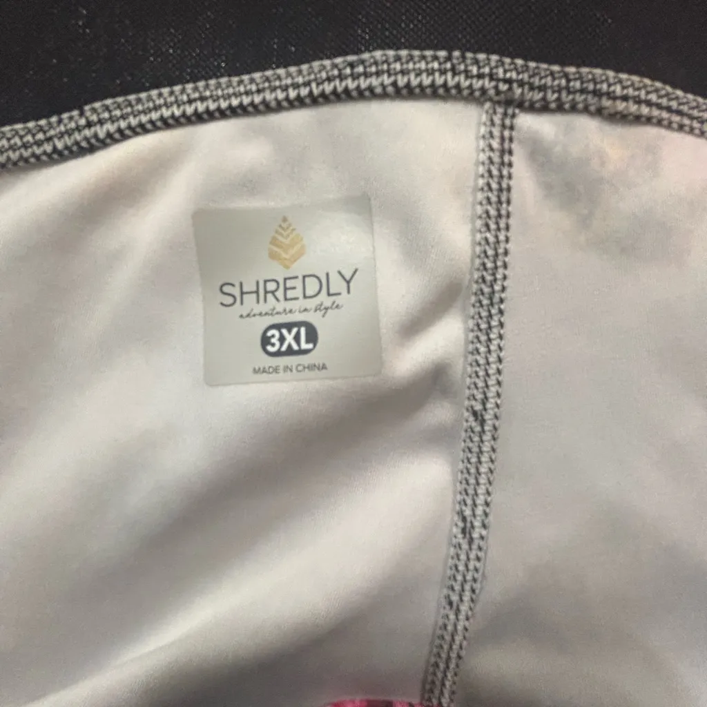 SHREDLY MTB Mountain Bike chamois.
"The Cham" Butterfly Print Sz 3XL Pink - Image 4