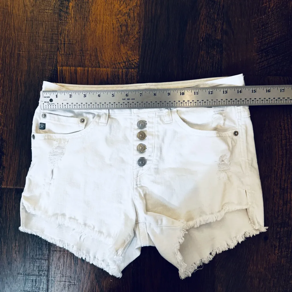 JUST USA white denim button fly distressed shorts, size M - Image 4