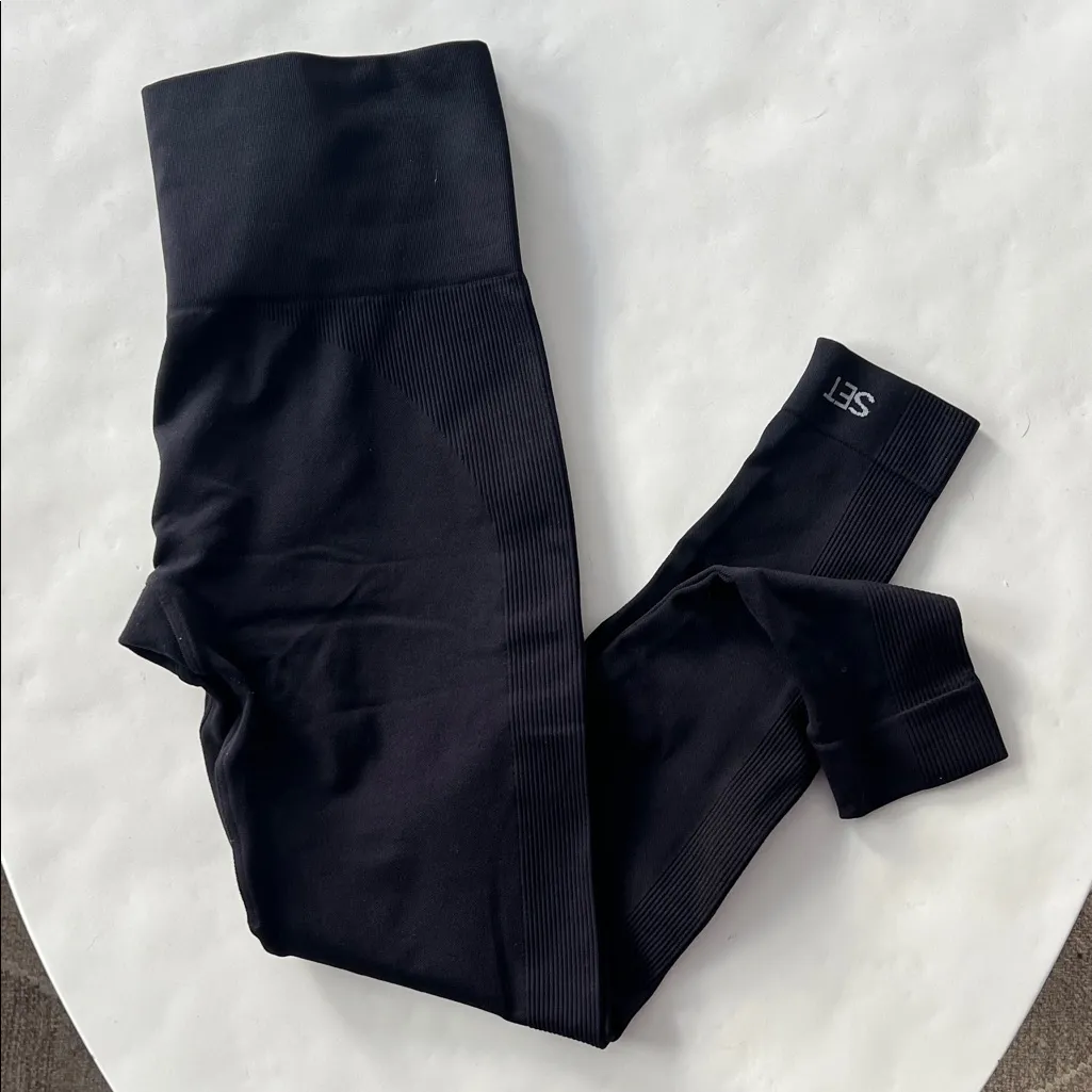 SET ACTIVE Seamless Sculptflex Leggings Black Ribbed Size M - Image 4