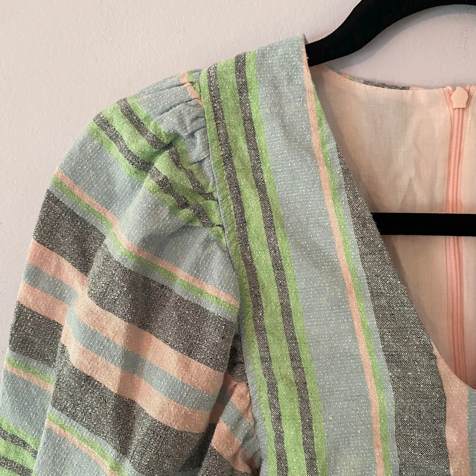 Hunter Bell New York Pink Green Blue Stripe Puff Sleeve Blouse Women size Small - Image 4