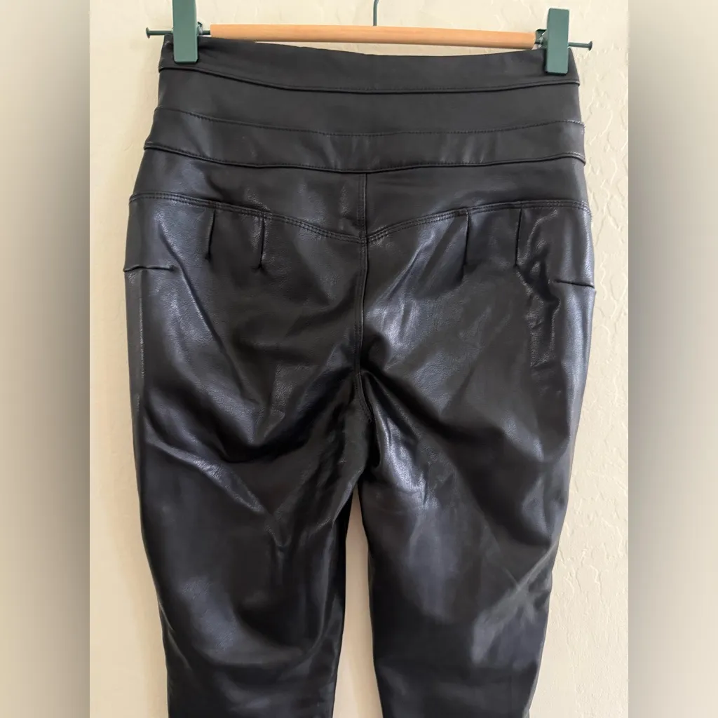 BBG LOS ANGELES Charcoal Leather Pants Black Size undefined - Image 4