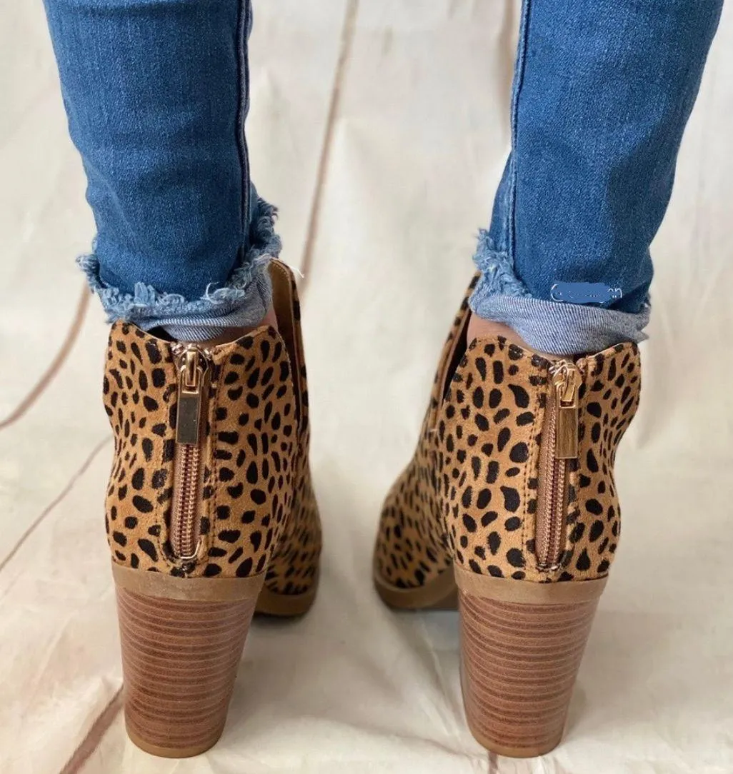 Cheetah Print Side Slit Ankle Bootie Multi Size 7 - Image 3