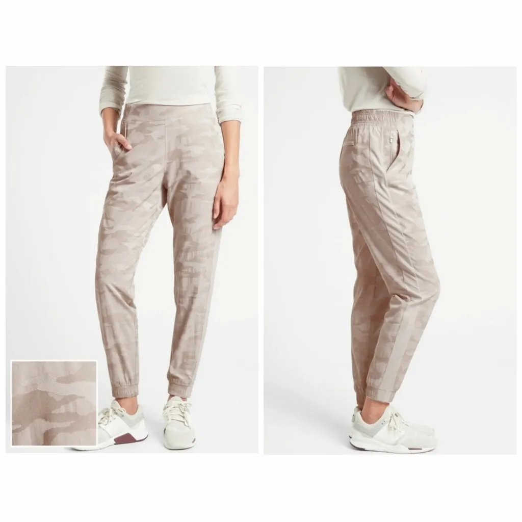 Athleta  Brooklyn Camo Jogger Pant Size 8 Style 599681 - Image 2