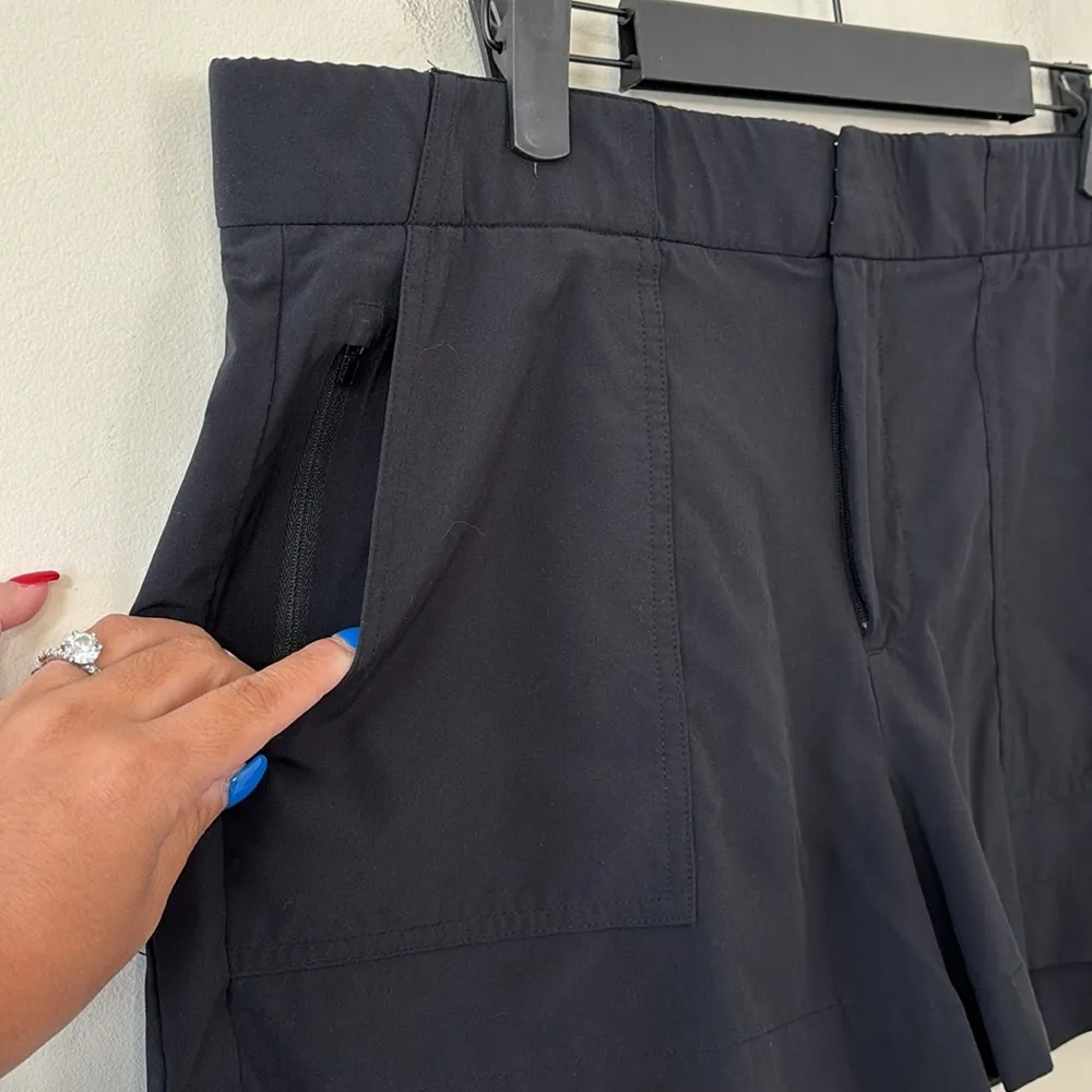 Athleta Tribeca Utility Short Black Size 12 - Image 4