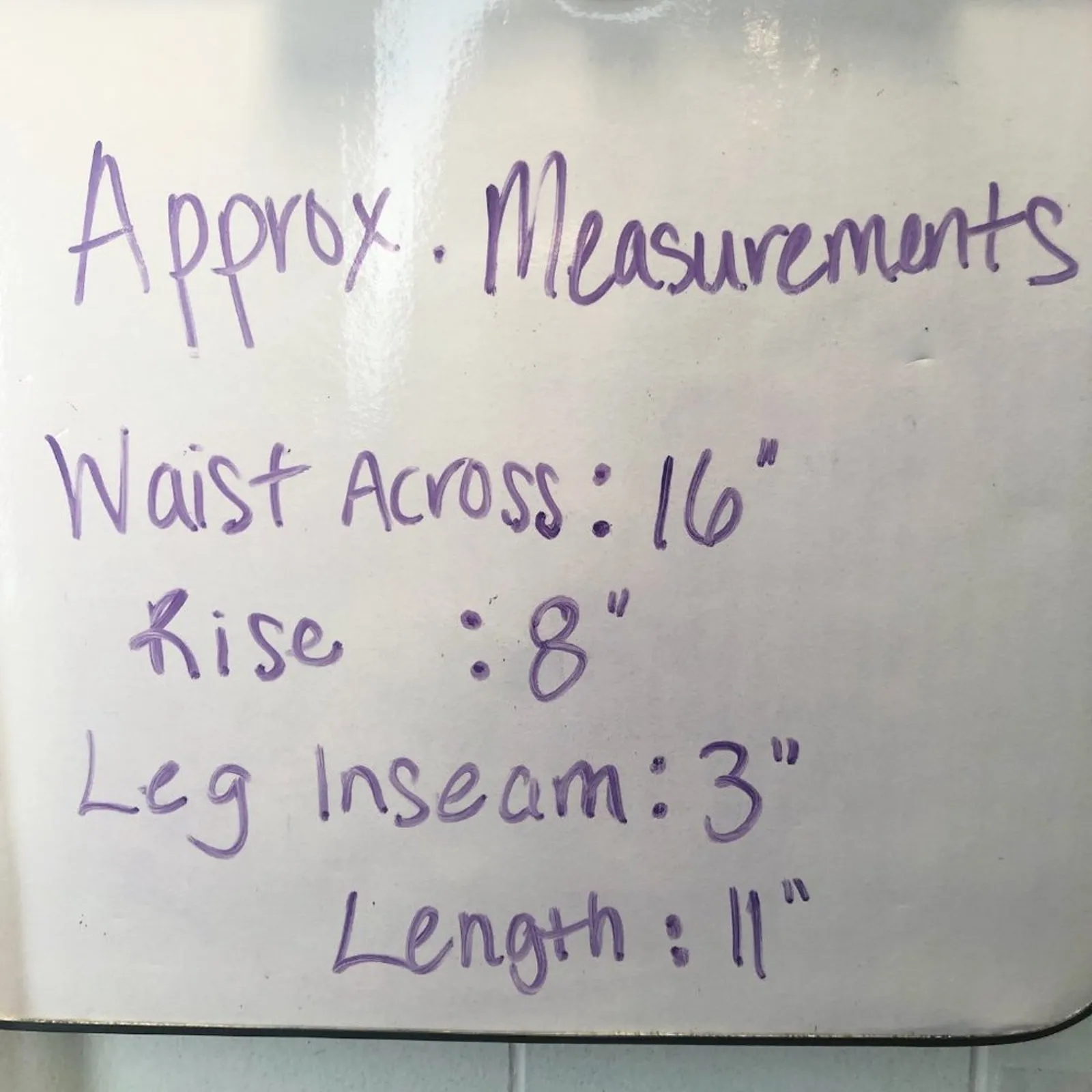 Candie's Mid Rise Cuffed Jean Shorts Dark Wash Size 5 - Image 9