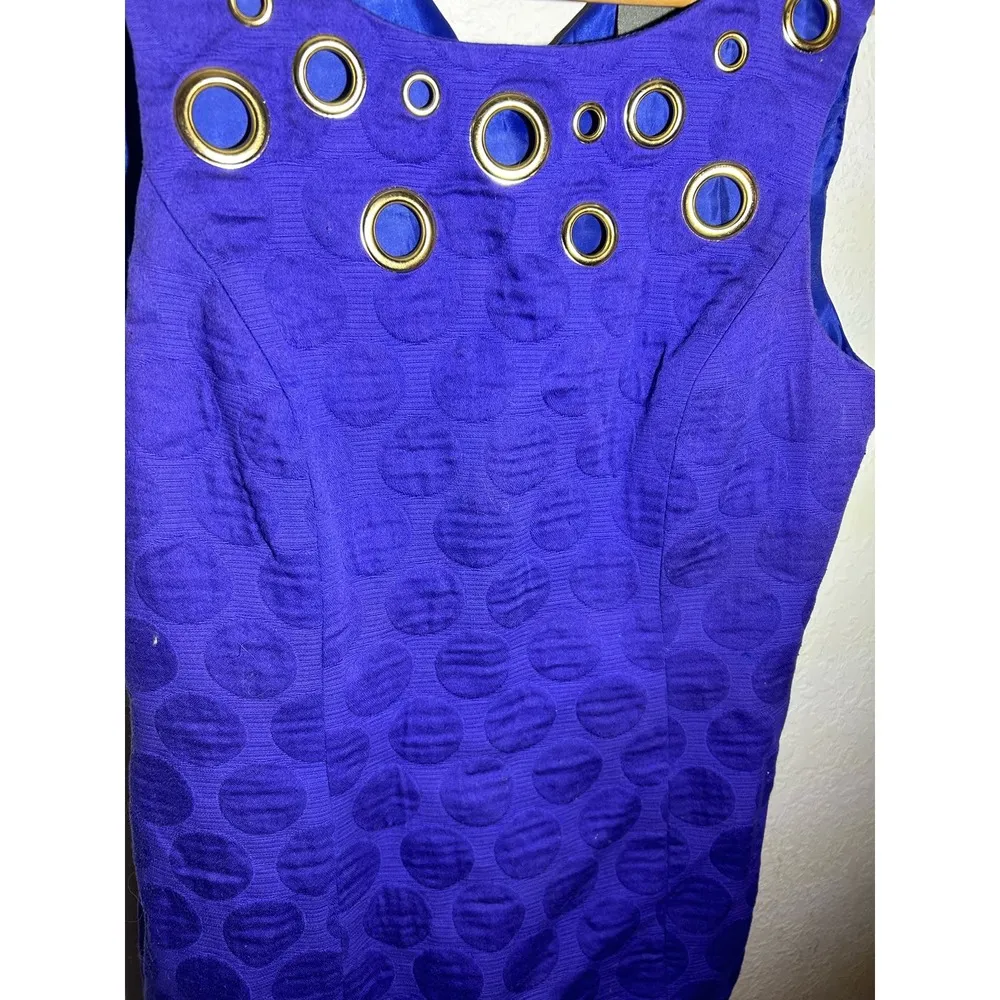 Taylor Purple Dress With Gold Hardwear‎ Detail Size 6 - Image 2