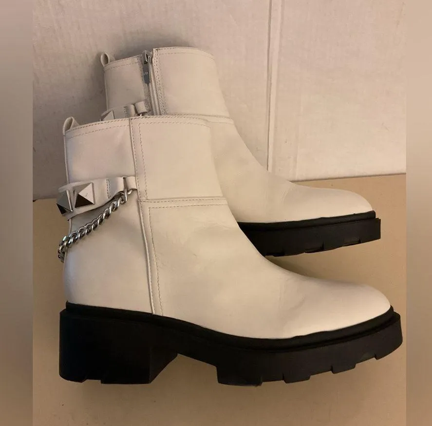 Marc Fisher women white leather Chelsea Waty boots size 9.5 - Image 5