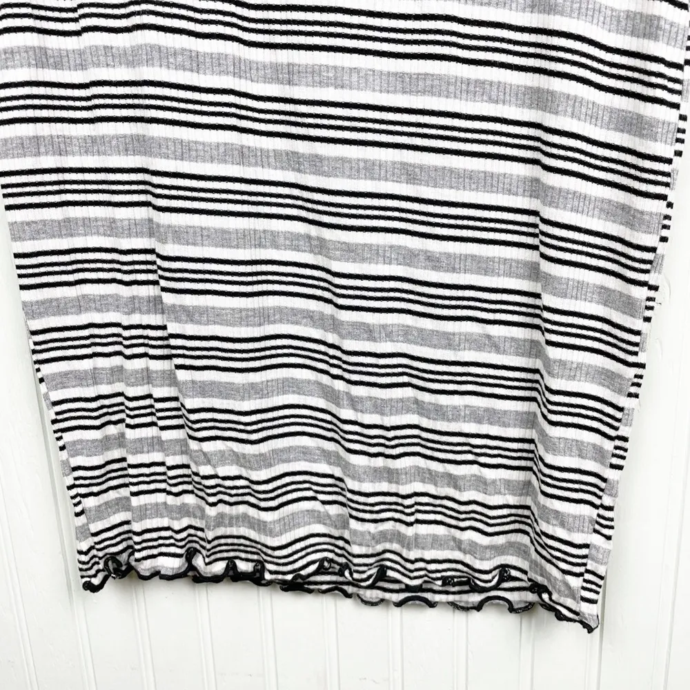 UO Caution to the Wind Y2K Striped T-Shirt Dress - Image 4