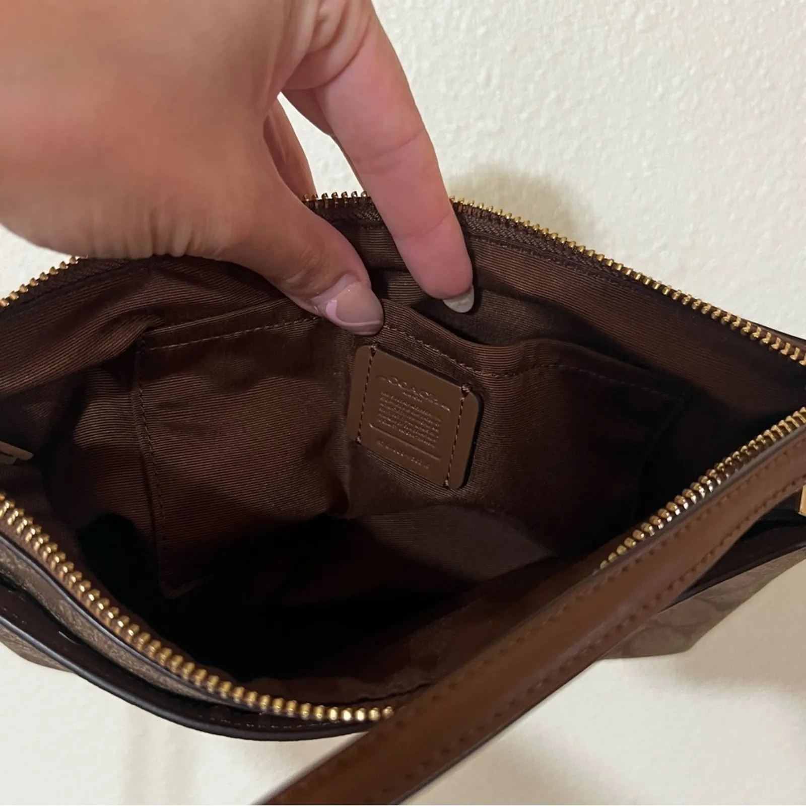 Coach F58316 Signature East/West Crossbody bag 7” x 10.5” - Image 5