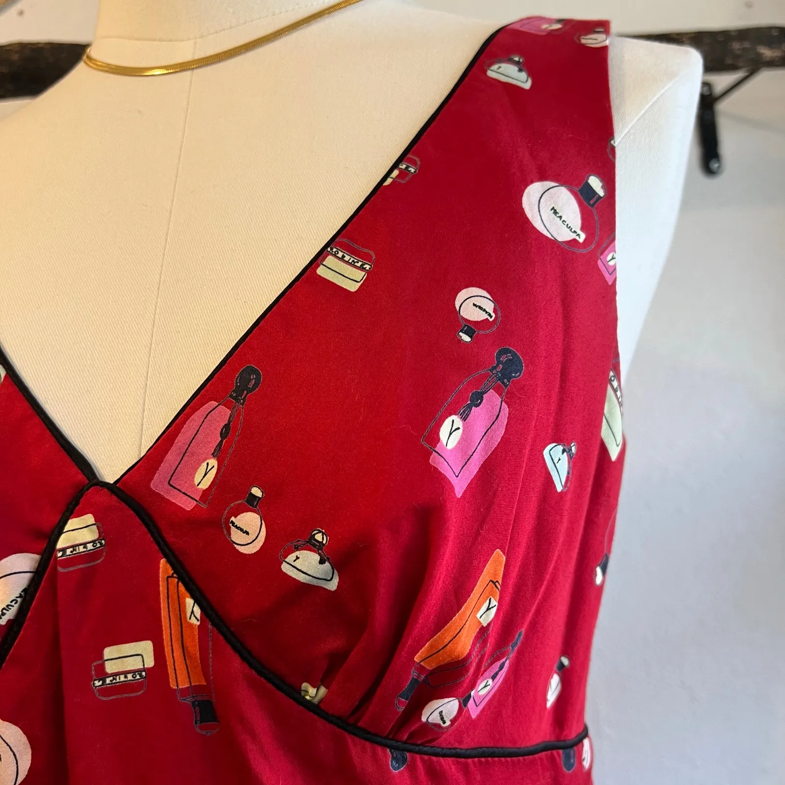 Vintage USA Made Red Perfume Bottle Print Retro Mod Dress A Line Dress Size XS - Image 2