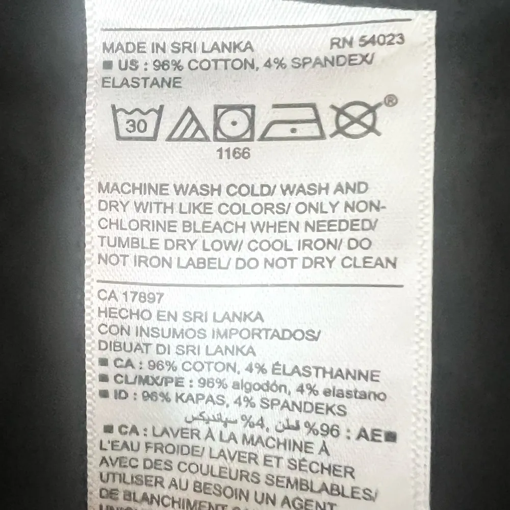 NWT Old Navy Black Pixie Mid Rise Ankle Length Pants Size 0 - Image 12