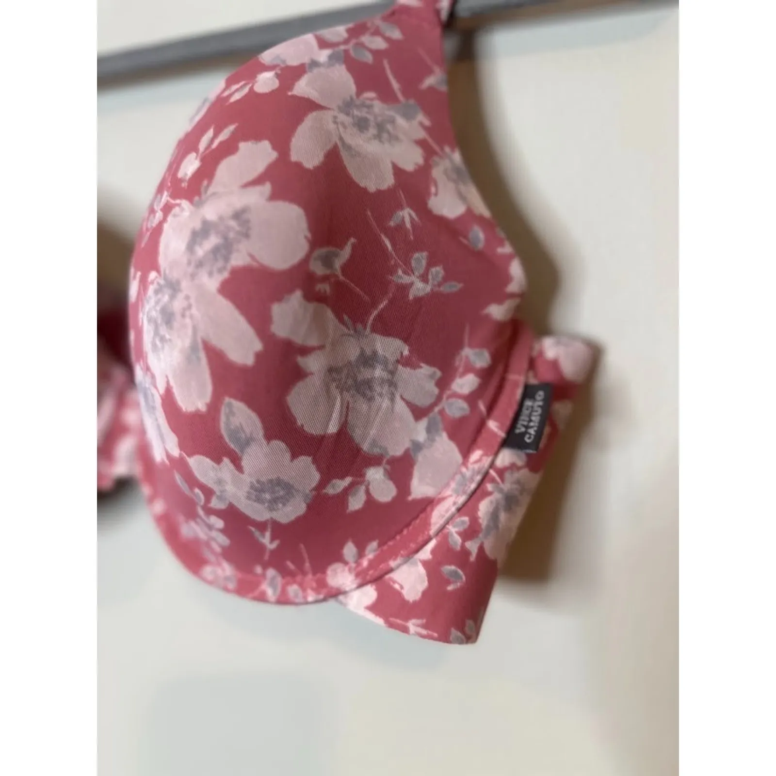 Vince Camuto Womens Floral Underwire Padded T Shirt Bra Size 38D Comfort Strap - Image 2