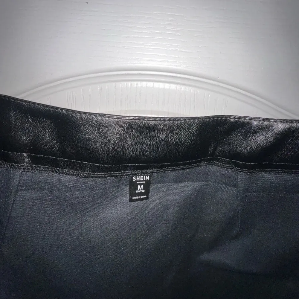 Shein Side Zip Up Black PU Leather Skirt - Image 3