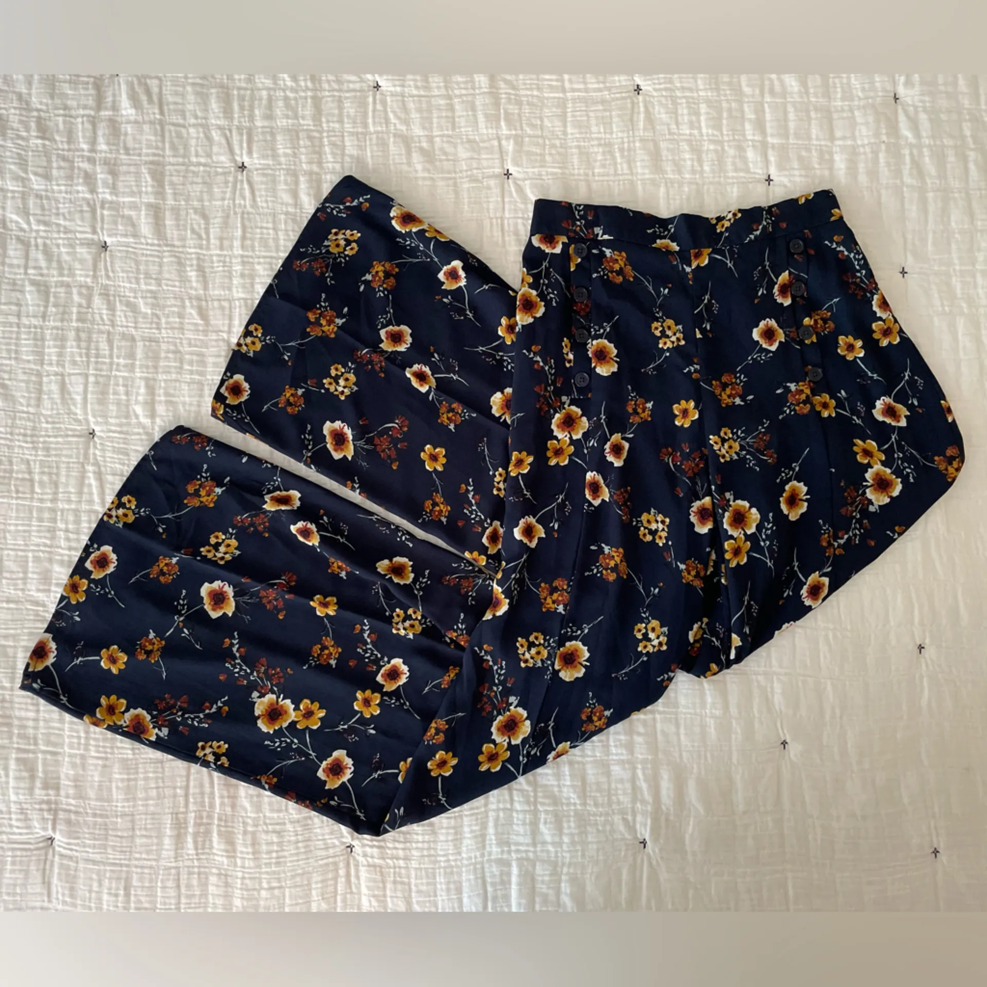 XHILARATION Boho Floral High-Rise Wide Leg Pull-On Pant Cottagecore Size S - Image 2