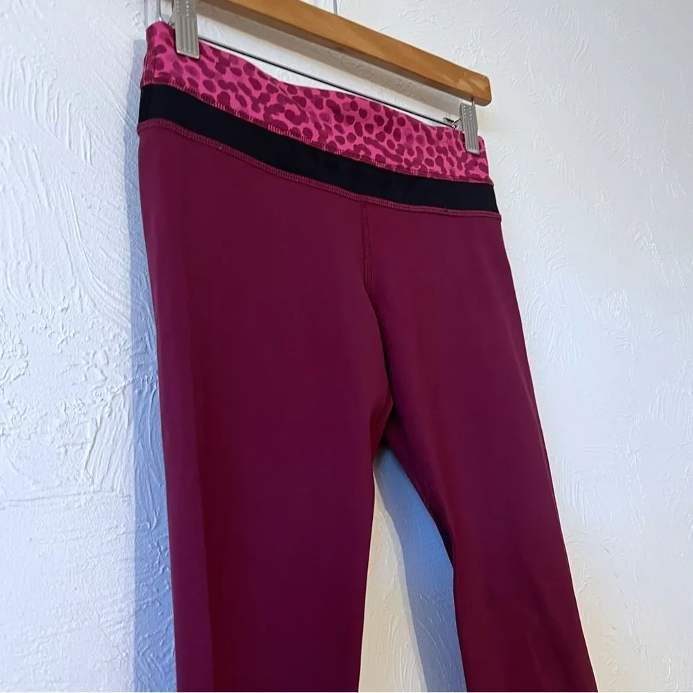 Lululemon Dashing Purple Ace Spot Magenta Run Inspire Crop II Leggings size 4 - Image 3