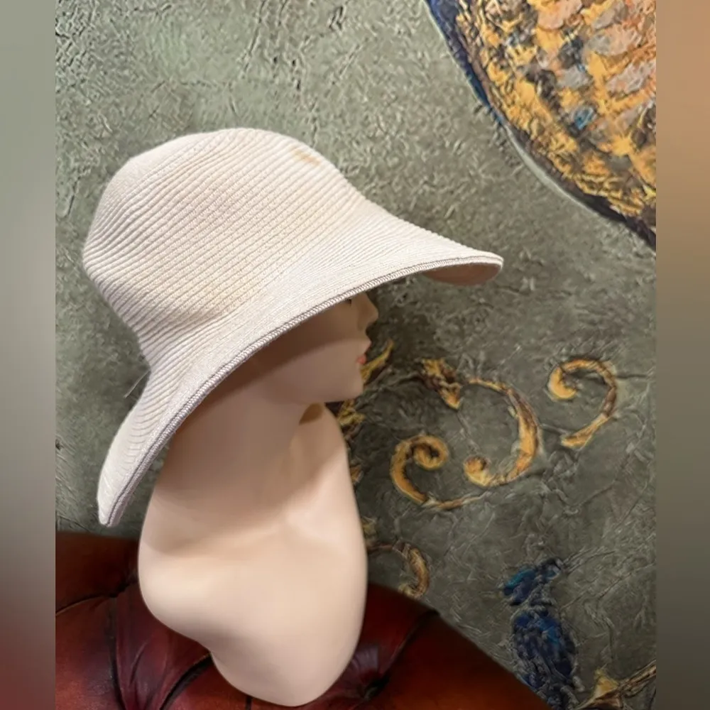 EUC CAPPELLI WHITE STRAW SUNHAT WITH BIG BRIM - Image 4