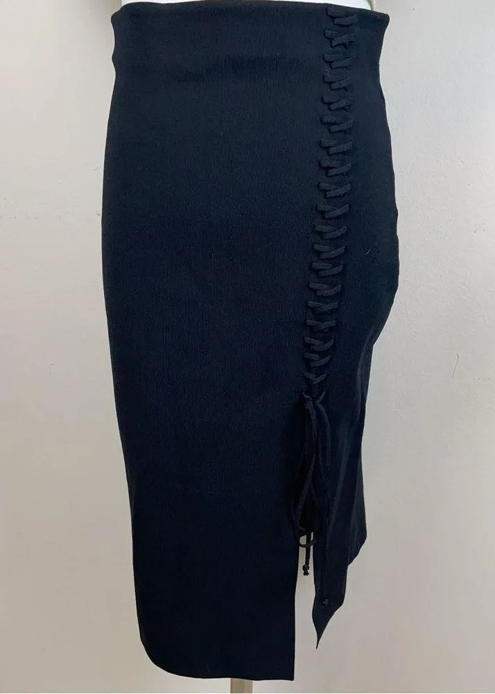 En Saison Calix Mini Knit Skirt in Black - Image 6