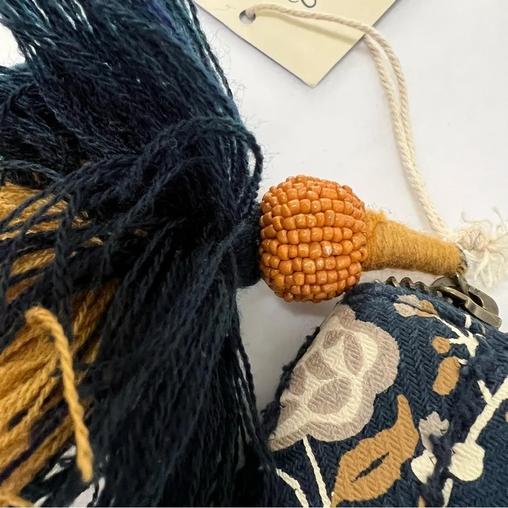 Universal Thread Pouch w/ Tassels - Makeup Bag or clutch Boho NWT - Image 5