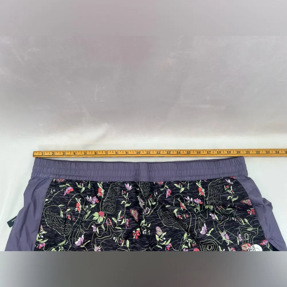 The North Face Hiking Shorts XXL - Image 11