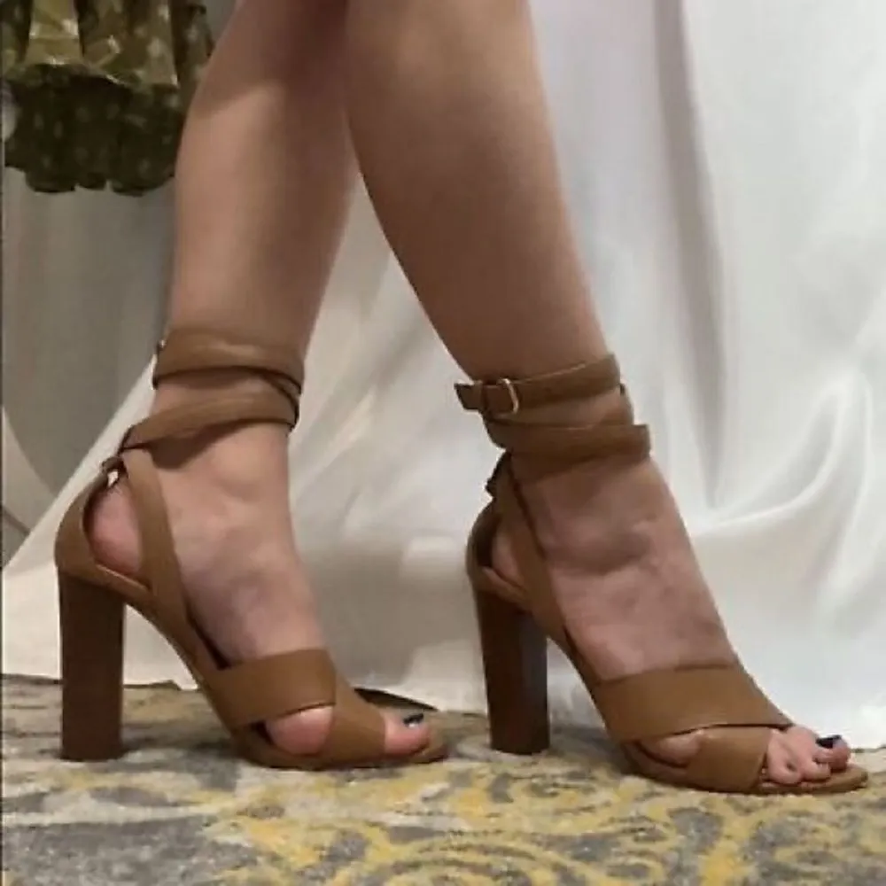 Club Monaco tan leather wrap heels Size6.5  A21 - Image 3