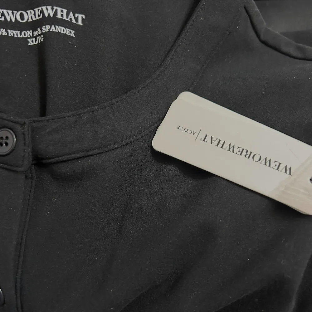 Cropped Crewneck Cardigan WeWoreWhat Black Extra Large NWT $78 - Image 6