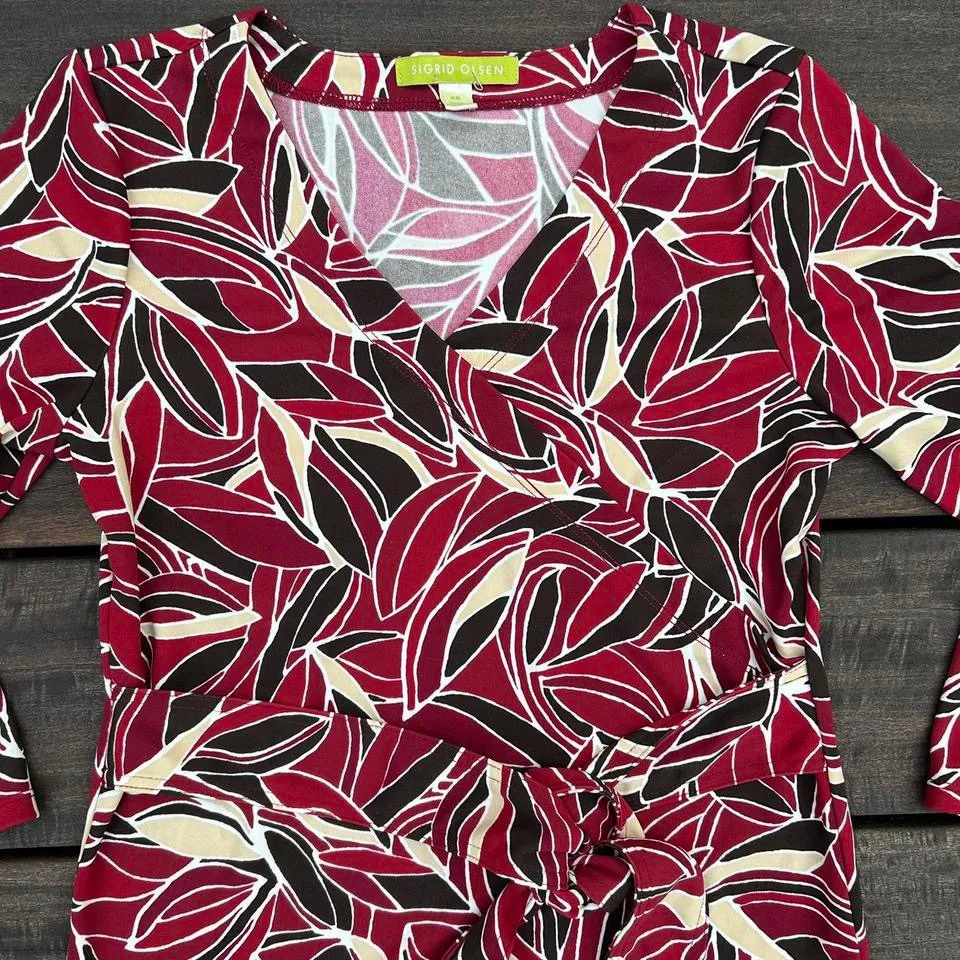 Red/Brown Sigrid Olsen Long Sleeve Stretchy Tie Front V-Neck Top w/ Leaf Design - Image 3