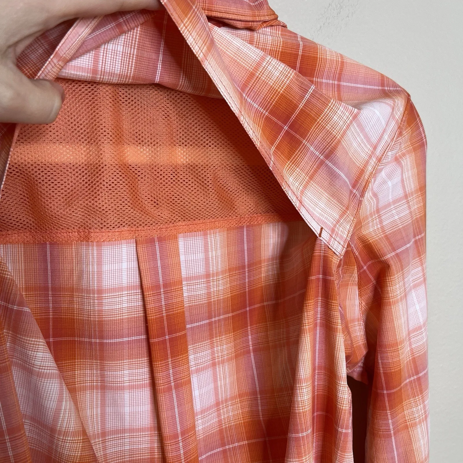 Duluth Trading Womens Large Orange Plaid Sidewinder Gardening Button Down Shirt - Image 9